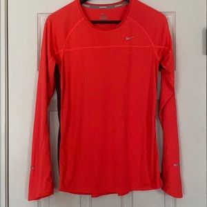Nike dry-fit running shirt 🧡